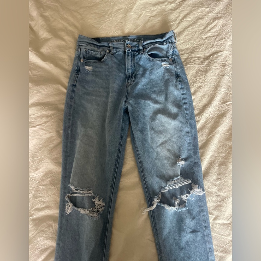 Distressed mom Jeans 💙